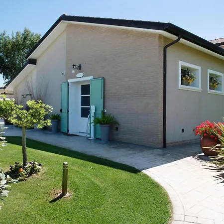 Vista Parco Bed & Breakfast 4*