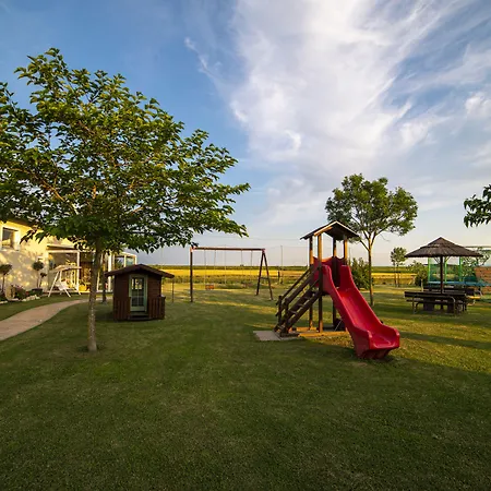 Vista Parco Bed & Breakfast 4*